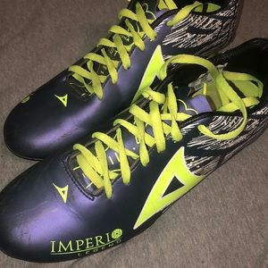 Men’s soccer cleats